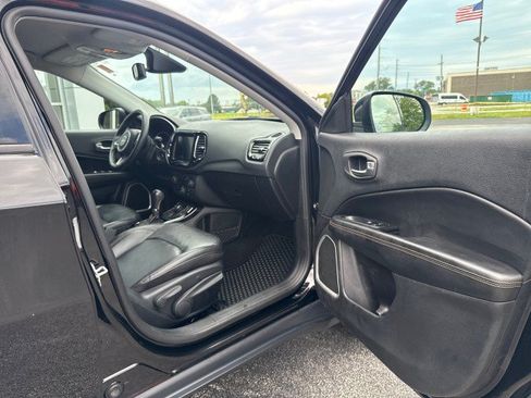 Used 2019 Jeep Compass Limited AWD/4WD image 28
