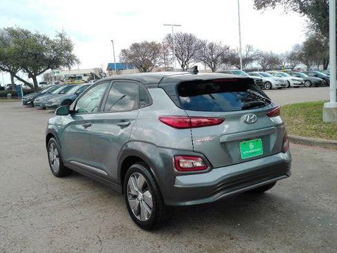 Used 2019 Hyundai Kona SEL image 9