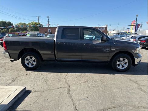 Used 2021 RAM 1500 Classic SLT RWD image 7