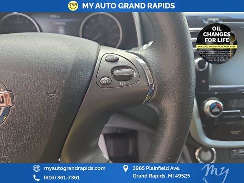 Used 2019 Nissan Murano S AWD/4WD image 16