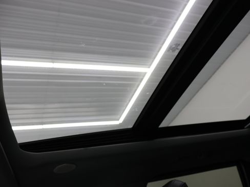 Used 2024 Ford F350 Lariat w/ Lariat Ultimate Package AWD/4WD image 13