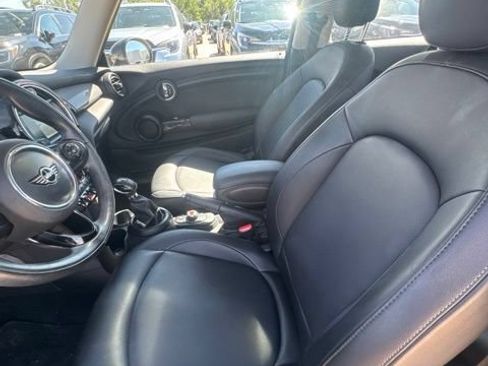 Used 2019 MINI Cooper 2-Door Hardtop FWD image 12