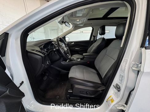 Used 2018 Ford Escape SE w/ SE Sport Appearance Package AWD/4WD image 12