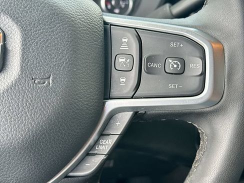 Used 2025 RAM 2500 Big Horn AWD/4WD image 41