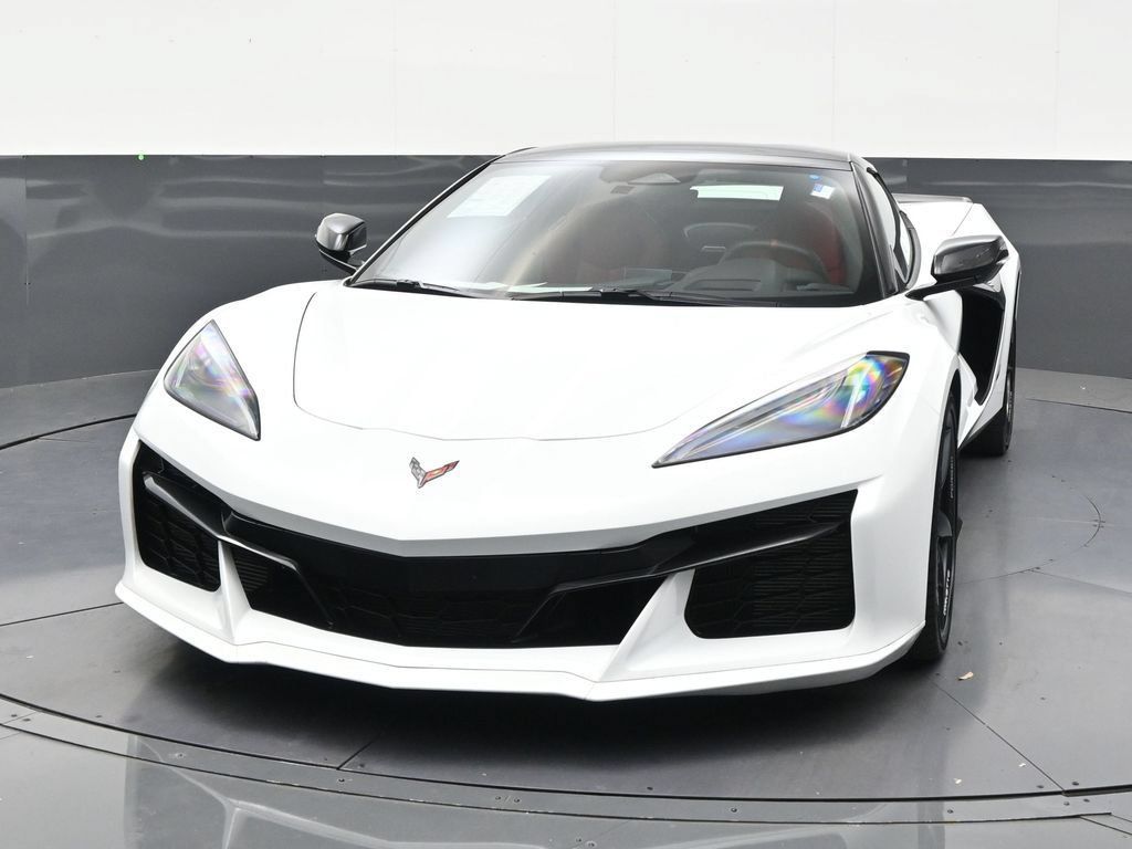 Used 2025 Chevrolet Corvette E-Ray AWD/4WD image 8