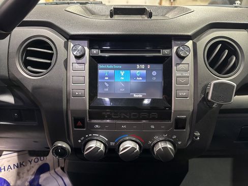 Used 2017 Toyota Tundra SR image 23
