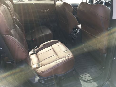 Used 2023 Subaru Ascent Touring AWD/4WD image 8
