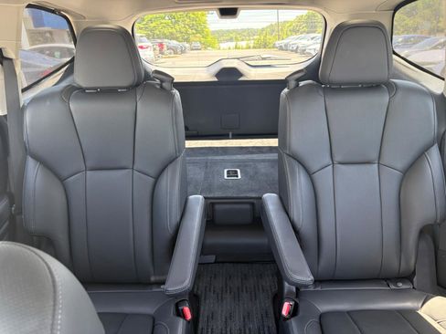 Used 2023 Subaru Ascent Touring AWD/4WD image 20
