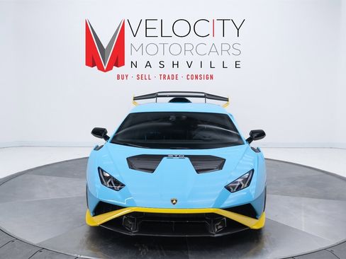 Used 2023 Lamborghini Huracan STO image 11