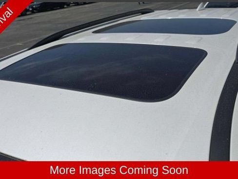Used 2023 Chevrolet Traverse Premier w/ Redline Edition FWD image 7