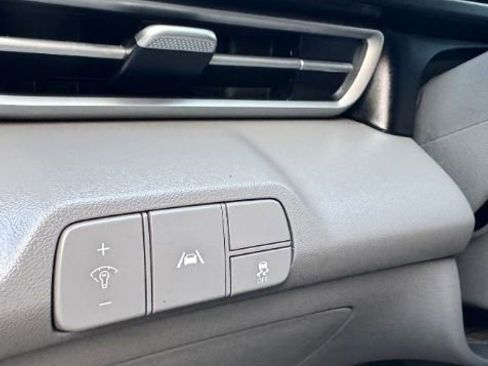 Used 2021 Hyundai Elantra SEL w/ Cargo Package image 20