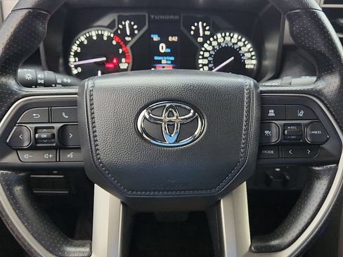 Used 2025 Toyota Tundra SR5 w/ SR5 Convenience Package AWD/4WD image 11
