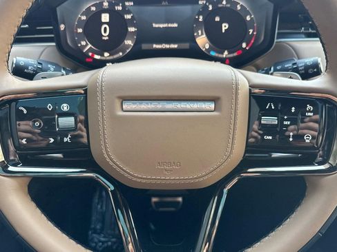 New 2026 Land Rover Range Rover Sport Dynamic SE AWD/4WD image 14