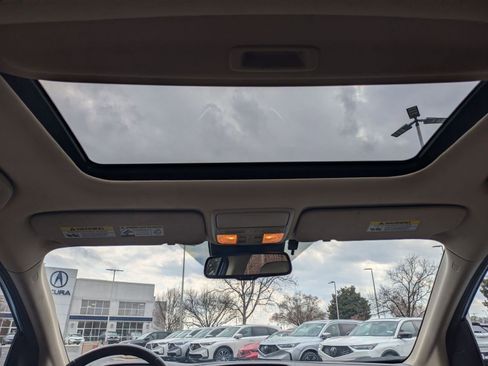 Used 2015 Honda CR-V Touring image 24