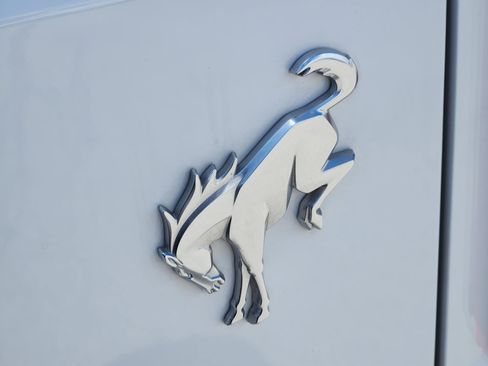 Certified 2024 Ford Bronco Outer Banks AWD/4WD image 11