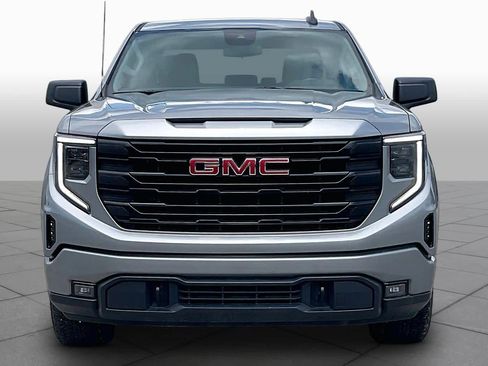 Used 2024 GMC Sierra 1500 Elevation AWD/4WD image 4