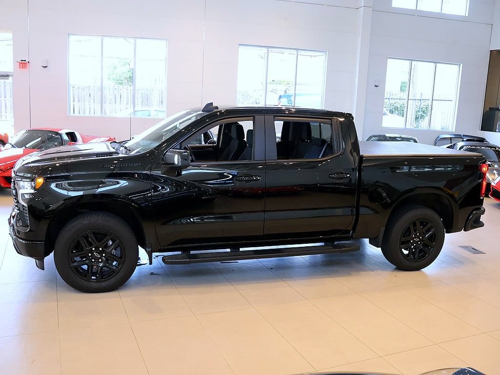 Used 2025 Chevrolet Silverado 1500 RST w/ All Star Edition Plus AWD/4WD image 3