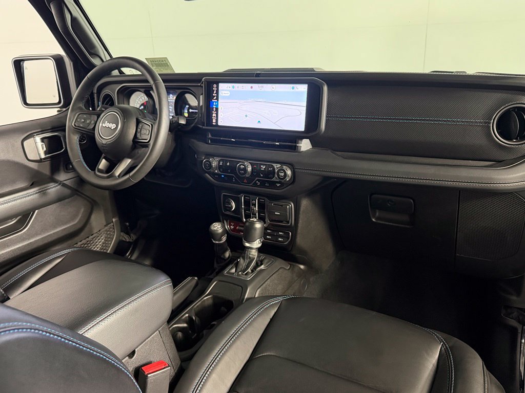 Used 2024 Jeep Wrangler Unlimited Rubicon 4xe AWD/4WD image 20