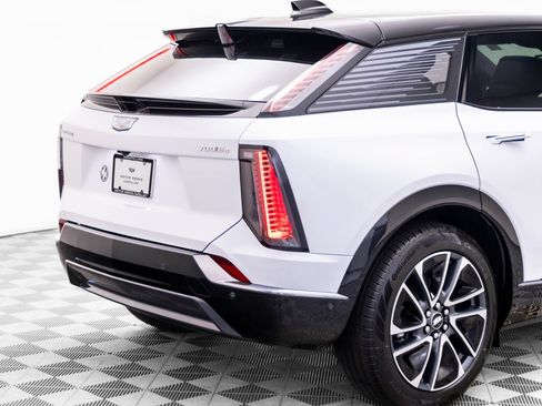 New 2026 Cadillac Optiq Sport 1 AWD/4WD image 34
