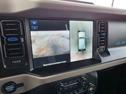 Used 2021 Ford Bronco Wildtrak image 19