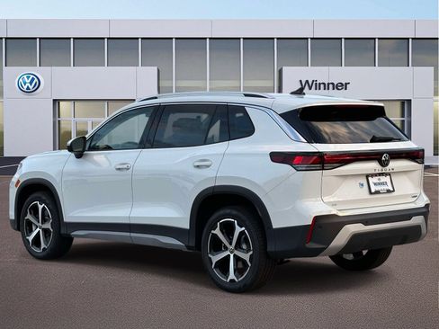 New 2026 Volkswagen Tiguan SE AWD/4WD image 3
