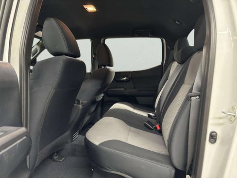 Used 2021 Toyota Tacoma TRD Sport RWD image 14