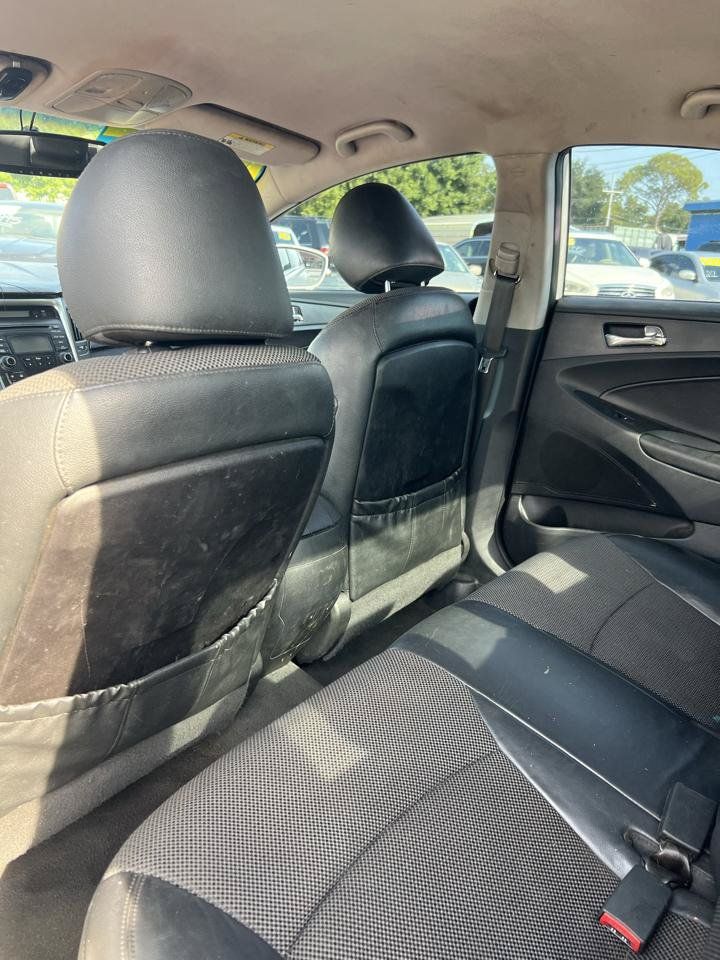 Used 2012 Hyundai Sonata SE FWD image 6