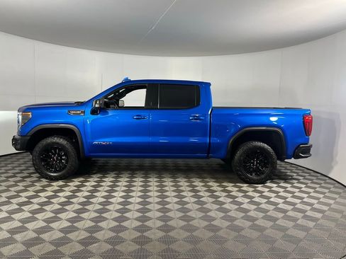 Used 2023 GMC Sierra 1500 AT4X image 9