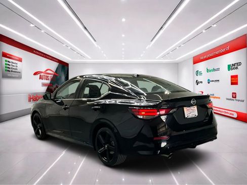 Used 2023 Nissan Sentra SR w/ Midnight Edition Package FWD image 5