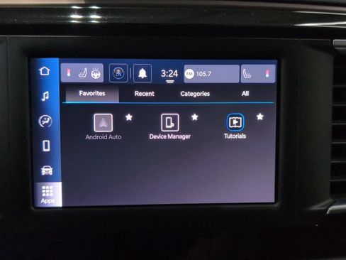 Used 2023 Chrysler Voyager LX FWD image 12
