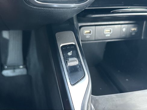 Certified 2023 Kia Sorento S FWD image 14