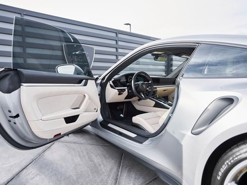 Used 2024 Porsche 911 Turbo S image 24