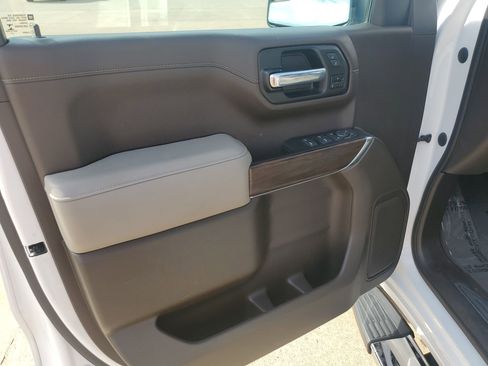 Used 2021 GMC Sierra 1500 SLT w/ SLT Premium Package image 29