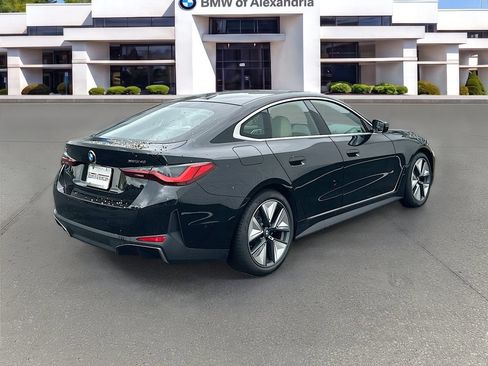 Used 2026 BMW i4 xDrive40i w/ Premium Package AWD/4WD image 5