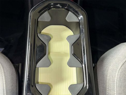 Used 2025 Volvo EX30 Ultra image 24