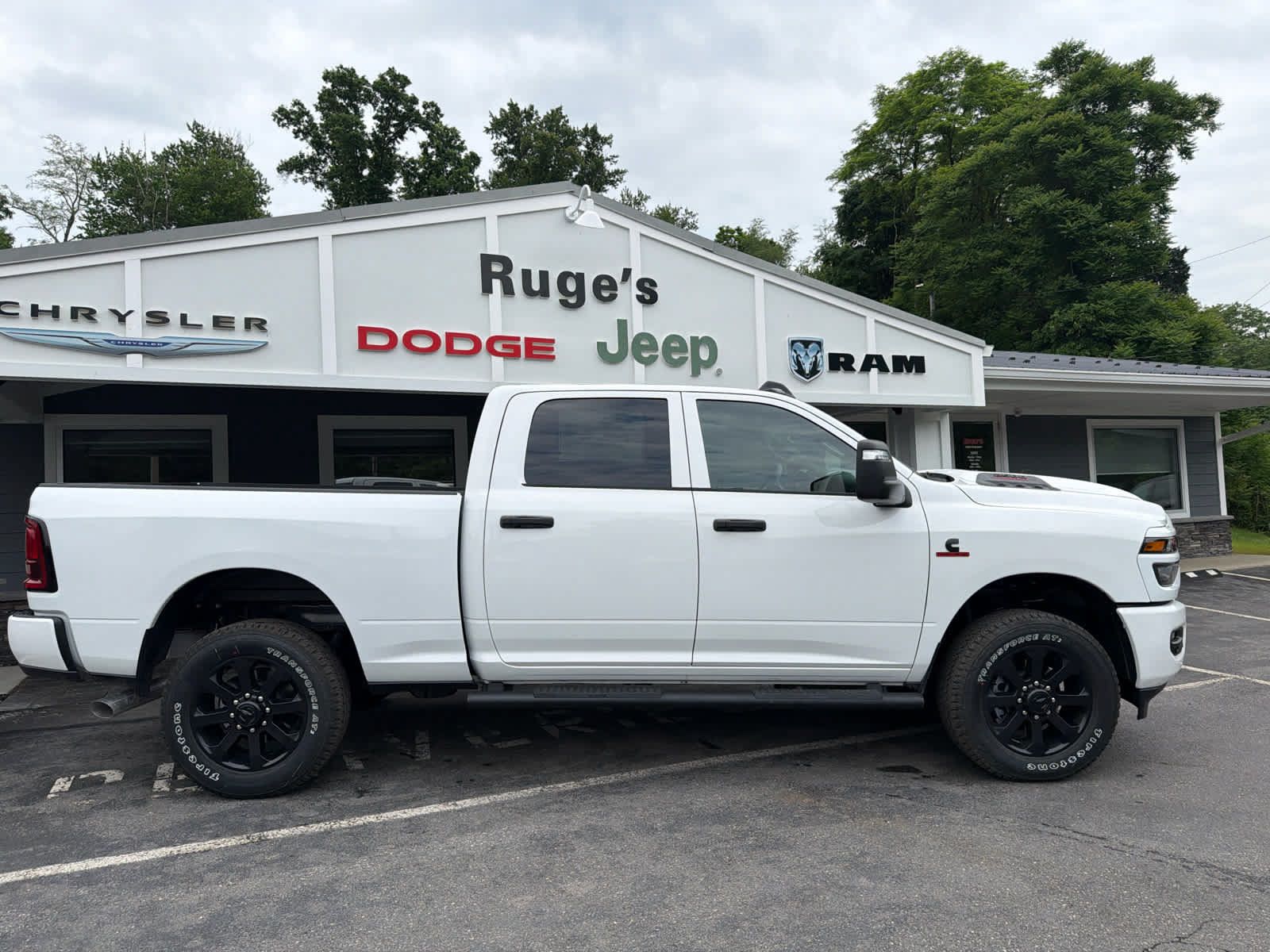 New 2026 RAM 2500 Tradesman AWD/4WD image 7
