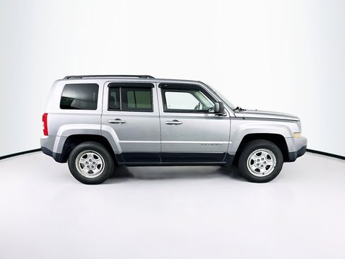 Used 2016 Jeep Patriot Sport w/ Power Value Group FWD image 10