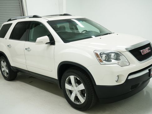 Used 2012 GMC Acadia SLT image 3
