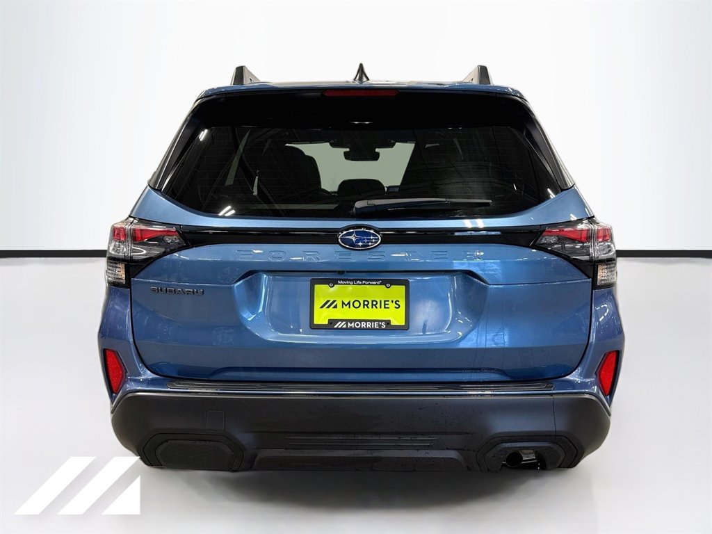 Used 2025 Subaru Forester Premium AWD/4WD image 6