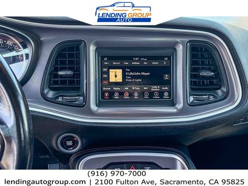 Used 2022 Dodge Challenger SXT RWD image 12