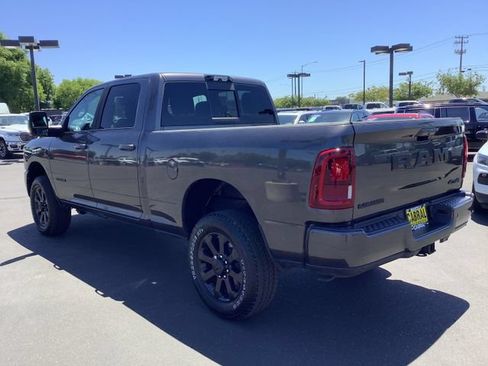 New 2026 RAM 2500 Laramie w/ Night Edition AWD/4WD image 23