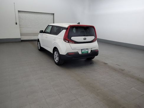 Used 2020 Kia Soul LX FWD image 5