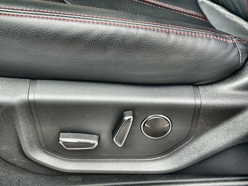 Used 2023 Ford Expedition Limited image 32