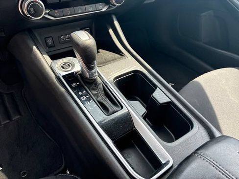 Used 2025 Nissan Sentra SV FWD image 25