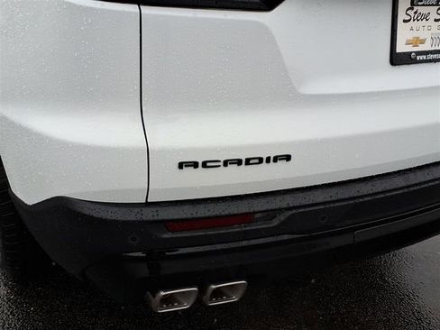 New 2026 GMC Acadia Elevation image 32