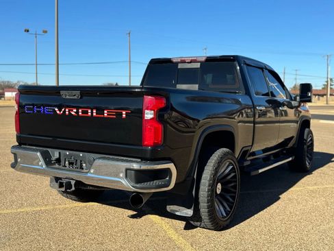 Used 2020 Chevrolet Silverado 2500 LTZ image 8