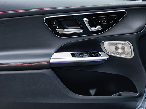 New 2026 Mercedes-Benz GLC 43 AMG 4MATIC Coupe image 21