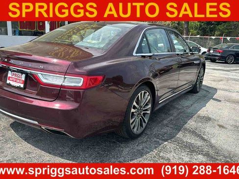 Used 2017 Lincoln Continental Reserve w/ Technology Package AWD/4WD image 4