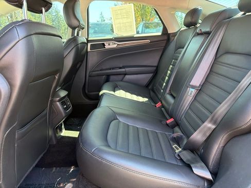 Used 2015 Ford Fusion Energi SE FWD image 20