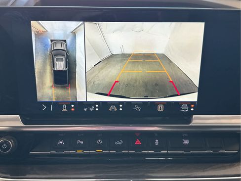 Certified 2024 Chevrolet Silverado 1500 LTZ w/ Technology Package image 43